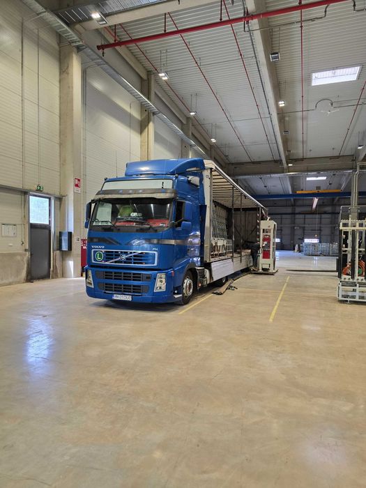 Volvo FH +Semiremorca  Krone