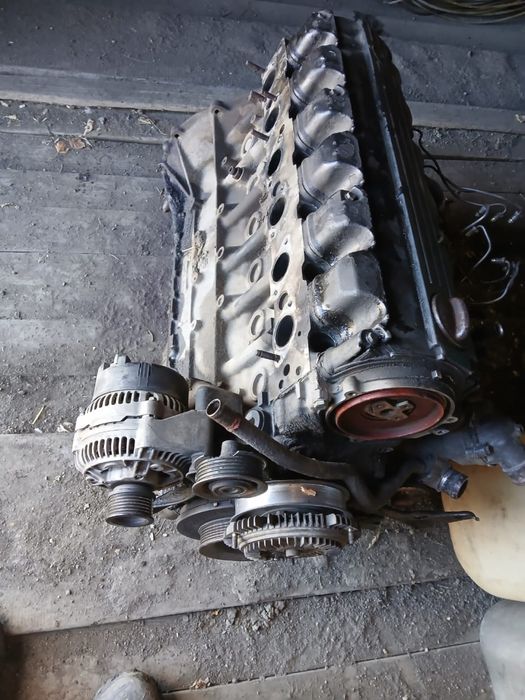 Запчасти мерс 190