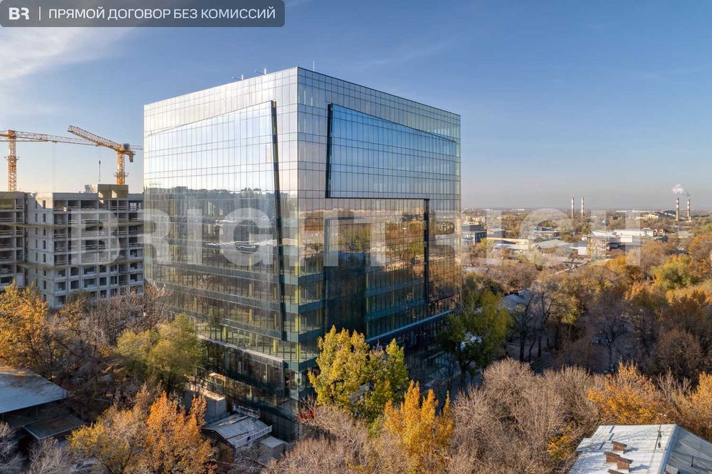 Аренда просторного офиса 800м² в бизнес центре Almaty Plaza