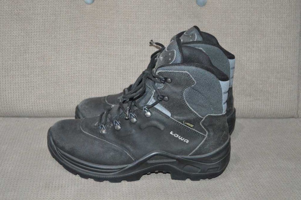 Ghete piele imblanite LOWA Nabucco 41.5 Gore-tex