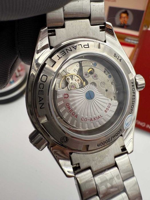 omega seamaster planetocean сребристо / оранжево