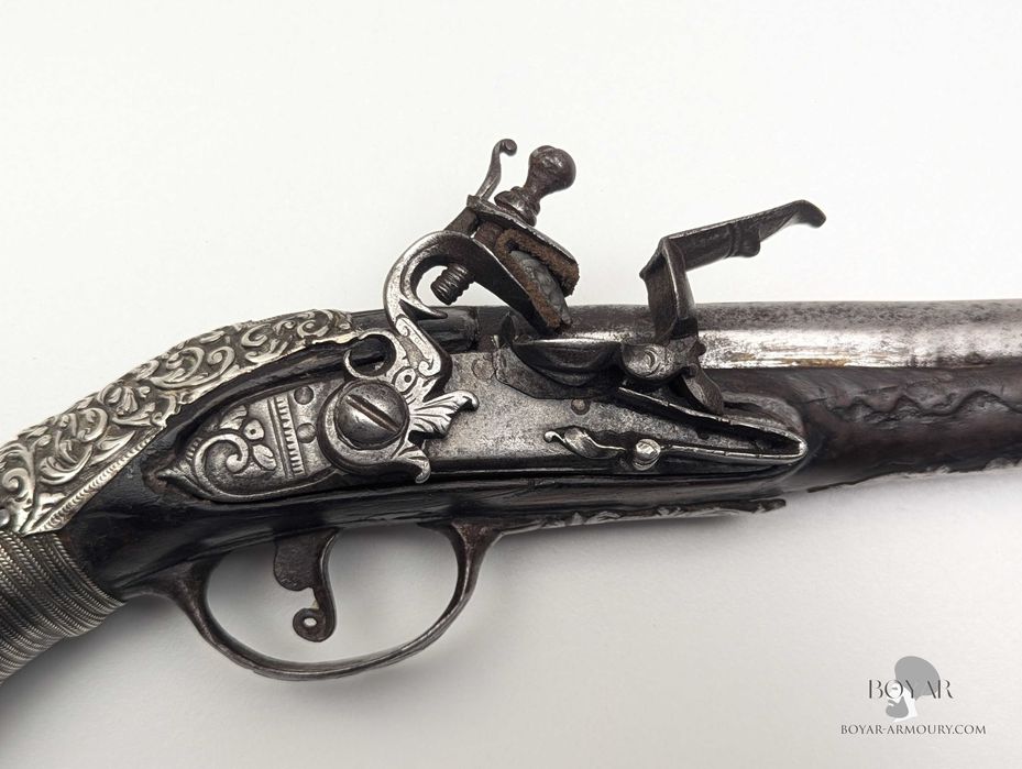 Кремъчен сребърен турски пищов