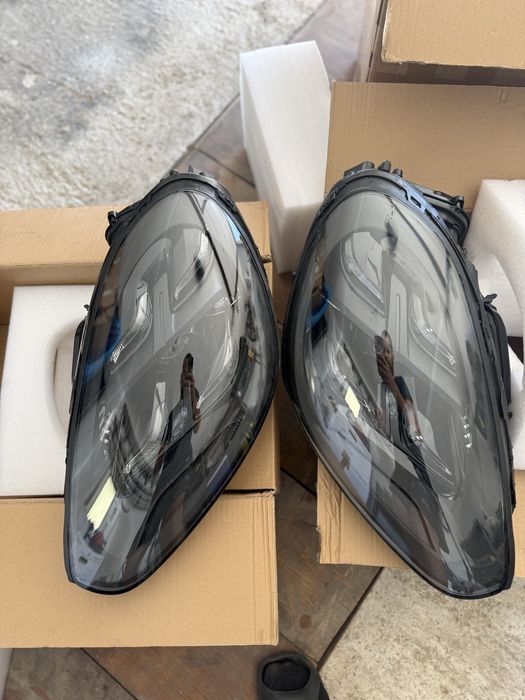 Faruri Porsche Cayenne FUL LED
