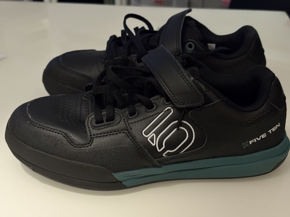 Маратонки за колоездене five ten / adidas