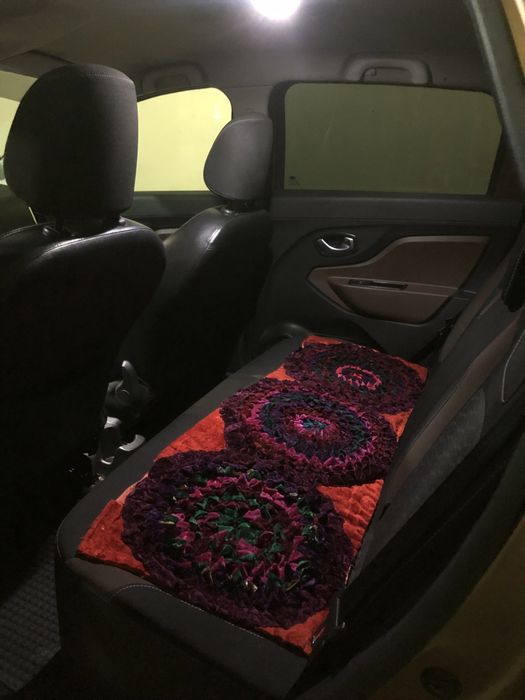 Lada Xray sotiladi srochno sotiladi