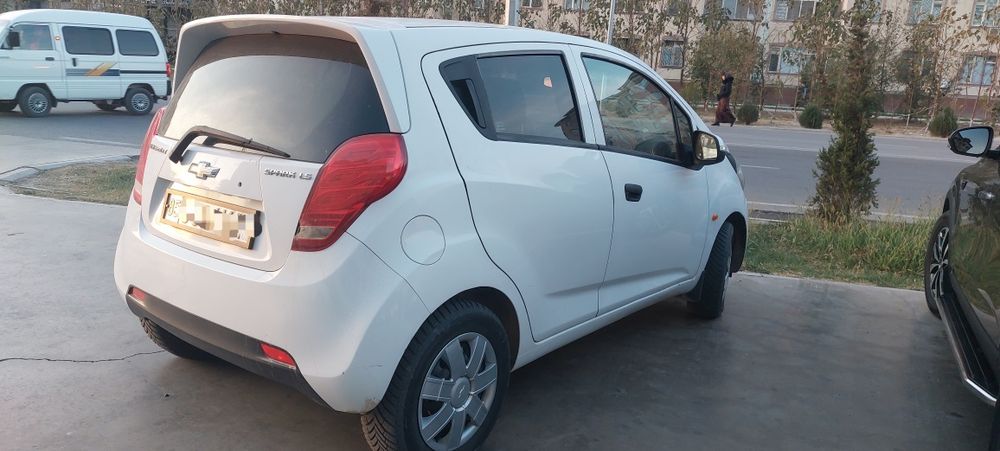 Chevrolet spark 2011