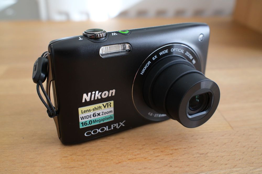 Nikon CoolPix S3300, camera foto digitala vintage, time stamp, ca nou