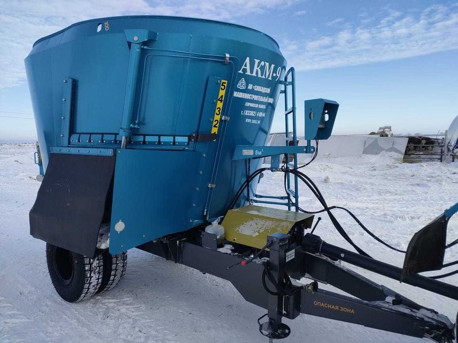 АКМ кормораздатчик смеситель измельчитель