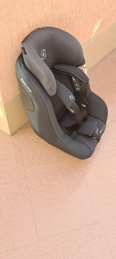 Столче за кола Maxi-Cosi Beryl от 0 до 7 годишна възраст или 0-25kg.