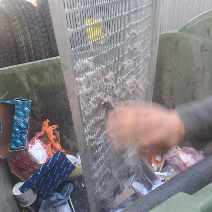 Masini industriale de spalat si uscat pilote ,paturi,etc