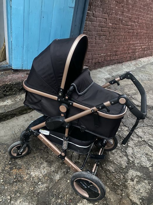 Продам коляску трансформер 2в1
