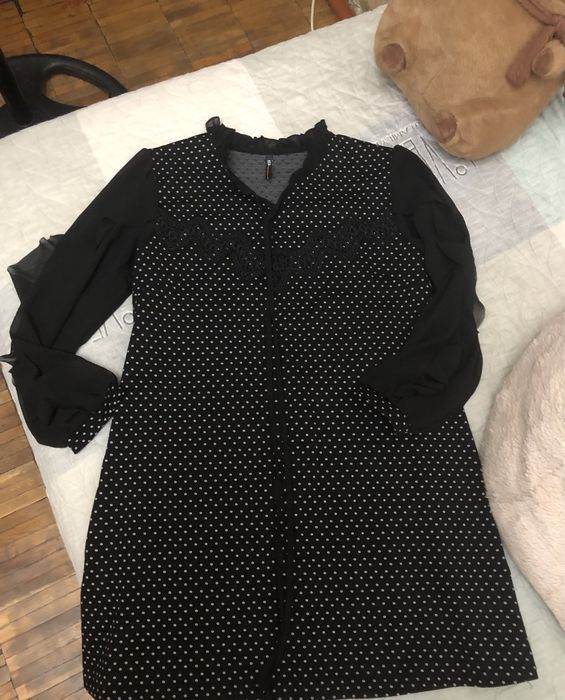 Женское платье..