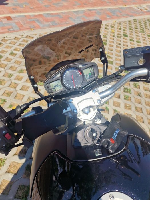 Vând Suzuki gsr 600