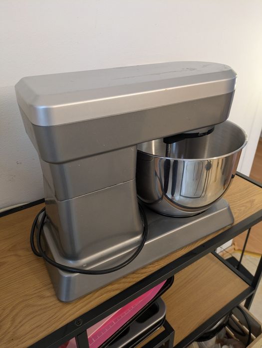 Mixer planetar 1500 W