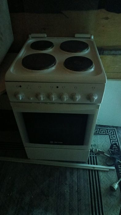 Продам электроплиту