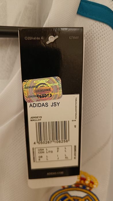 Vând tricou Cristiano Ronaldo cu autograf