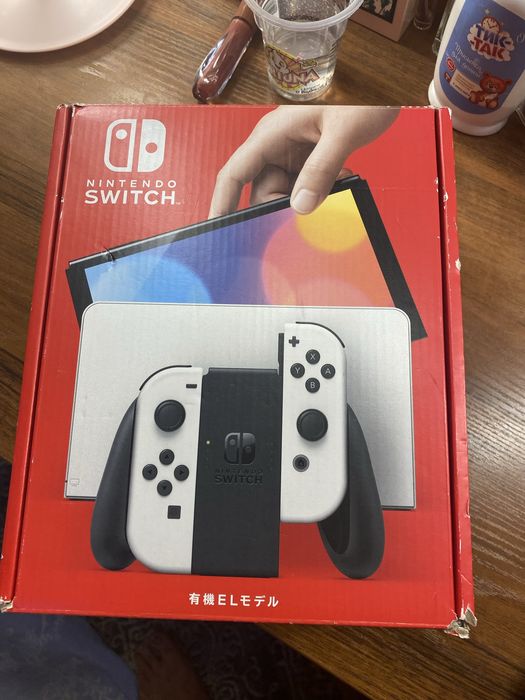 Nintendo Switch OLED