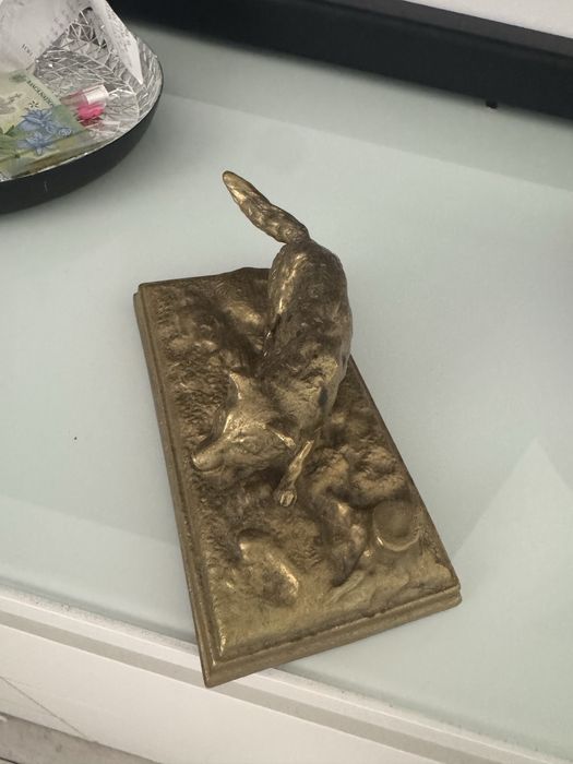 Decoratiune din antichitate Lup din bronz