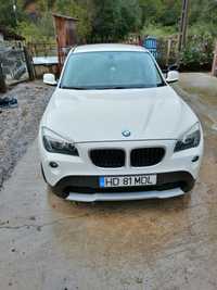 Vînd bmw X1 2010