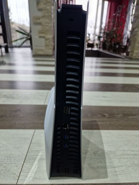 Vand ps5 slim, disk edition, ca nou