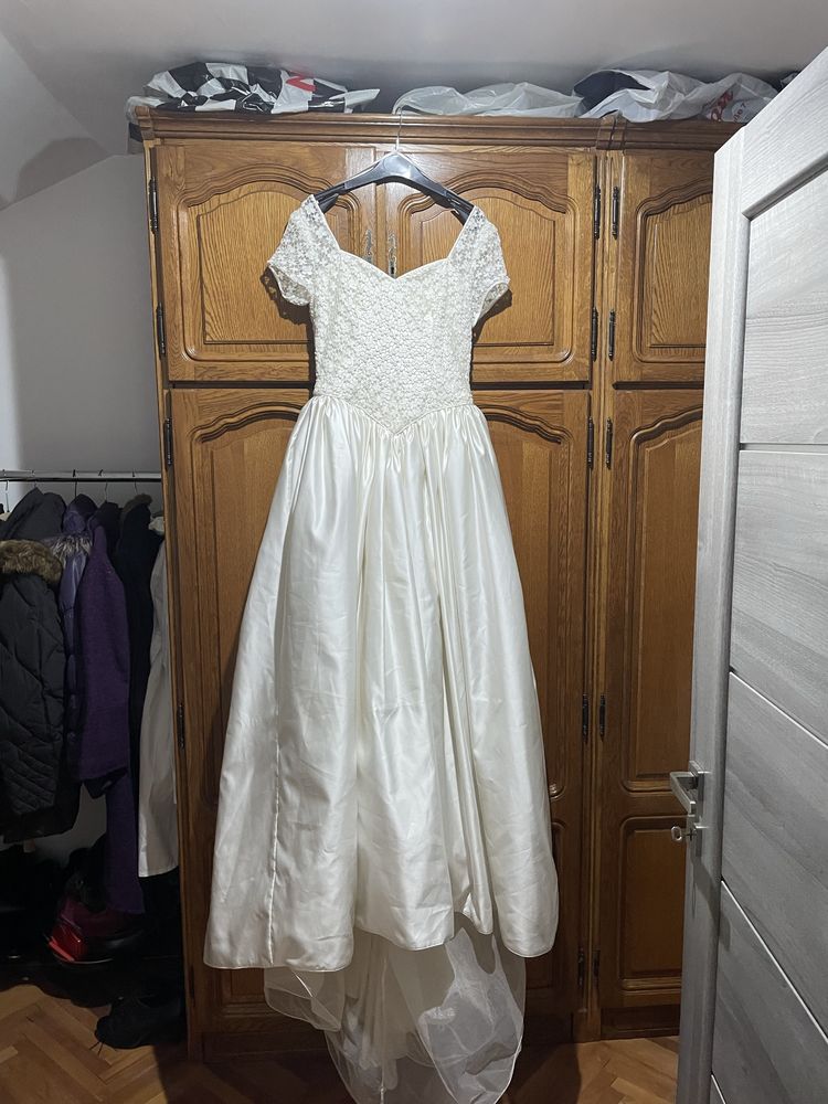 Rochie mireasa marimea S