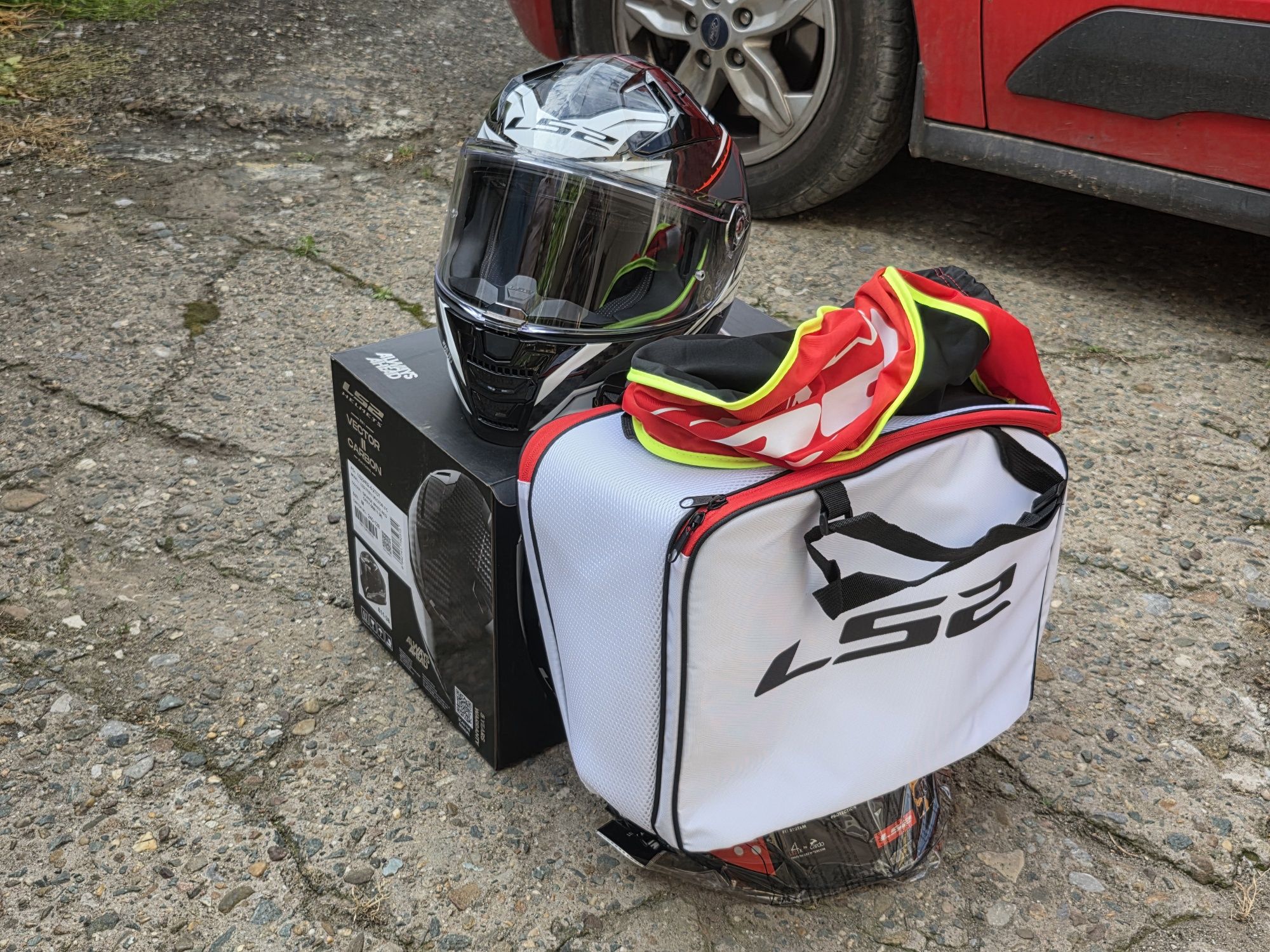 Каска LS2 FF811 Vector II Carbon