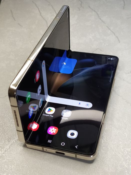 Samsung Galaxy Z Fold4