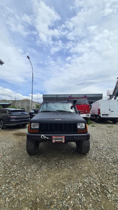 Jeep Cherokee XJ 2.5 benzina