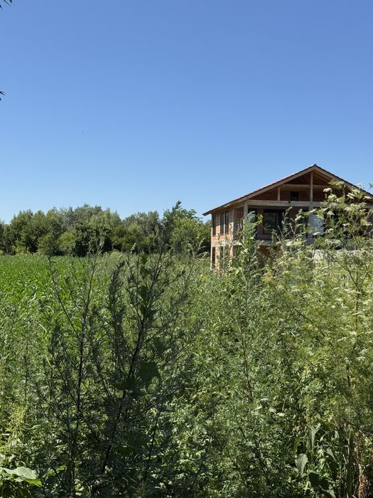 Vand teren 2000 mp Halchiu, 90000 € minus 30% pana la 31.12.2025