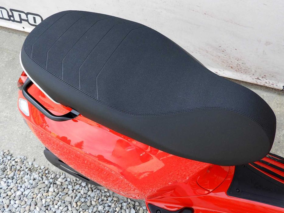 Lichidare Scuter Vespa Sprint S 50 2024  | Rate | Leasing