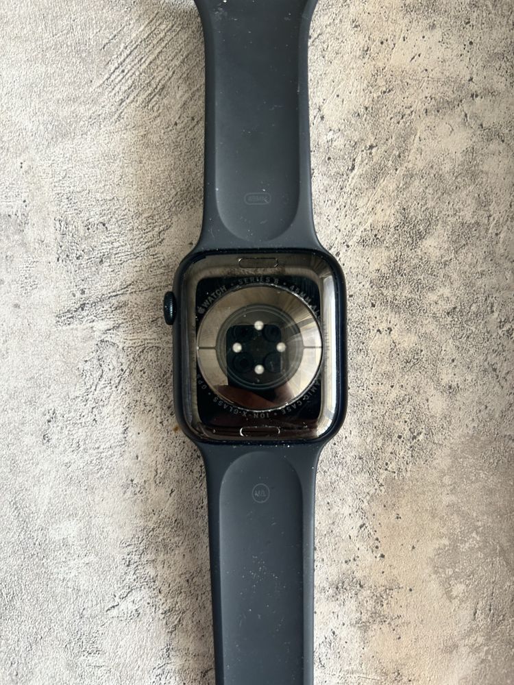 Продам apple watch 8 45 mm