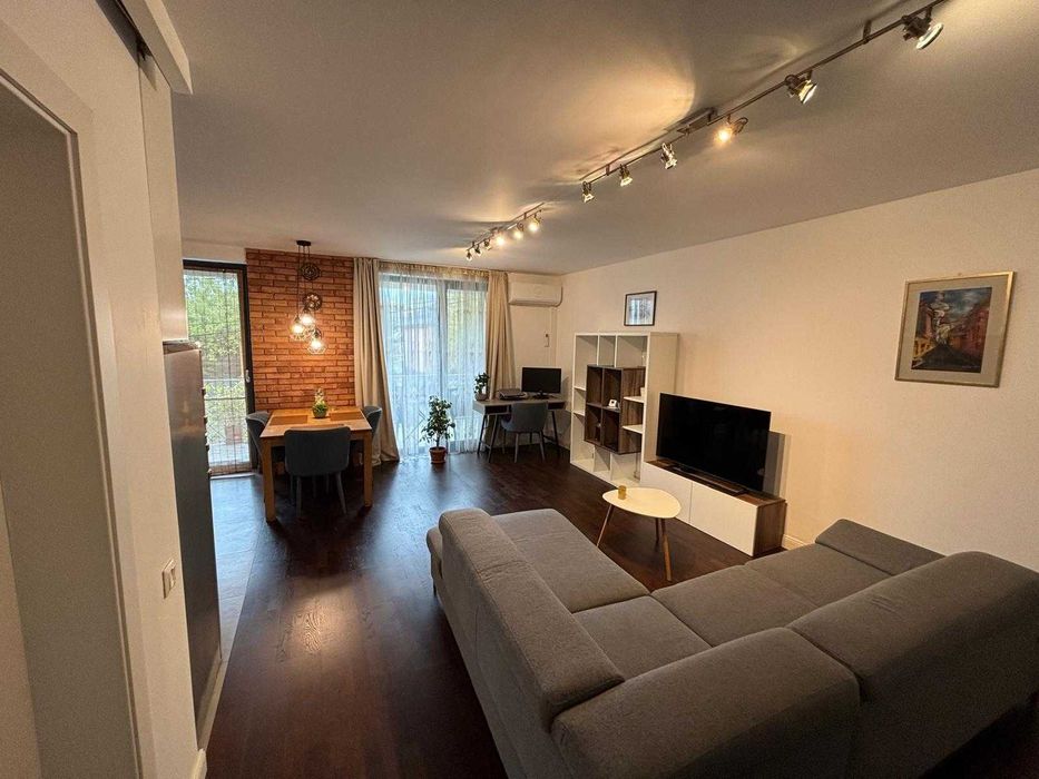 Apt. 3 camere decomandat , 2 bai, 2parcari,zona Windham (A Muresanu)