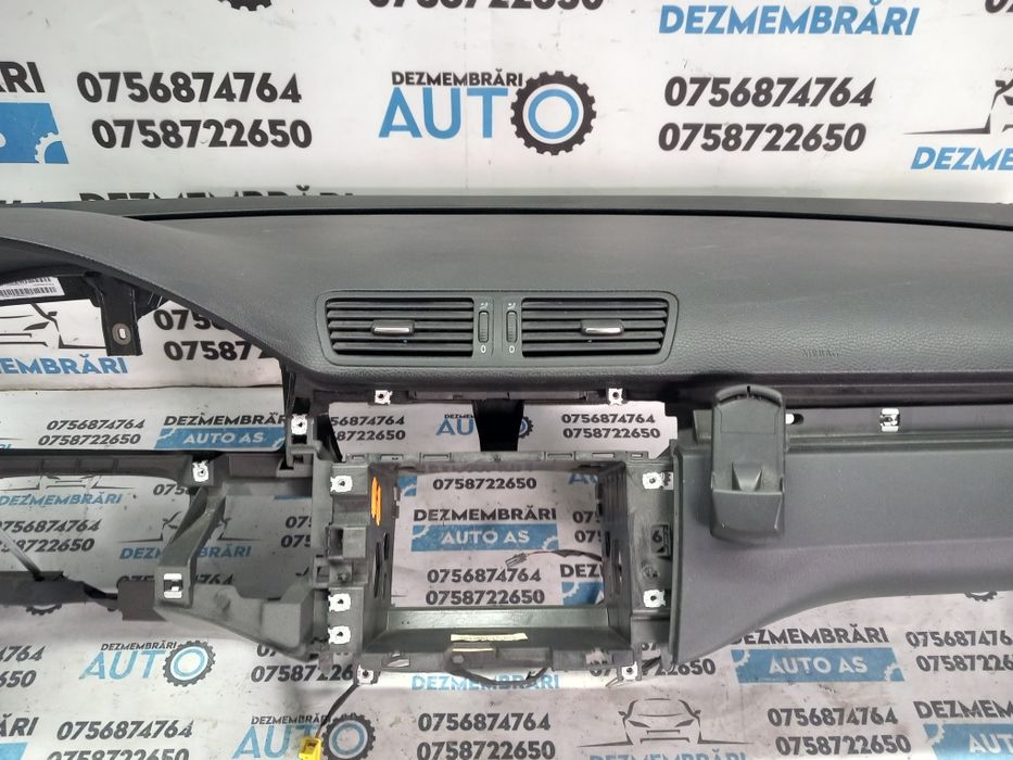 Plansa bord vw Passat b6 2006