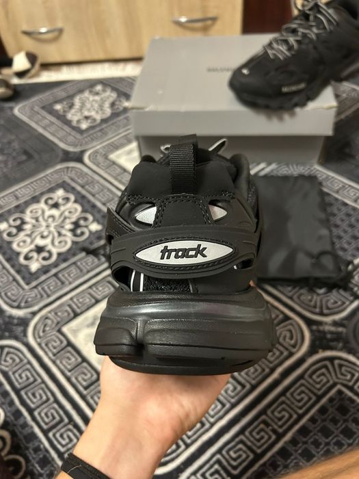 Balenciaga Track negri