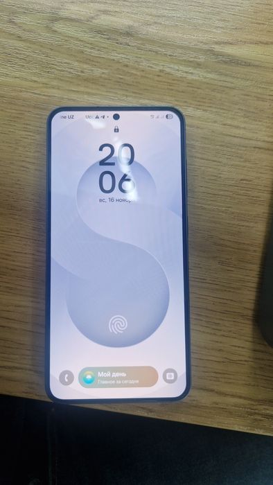 Samsung S25 3 ой ишлатилган зур холатда.