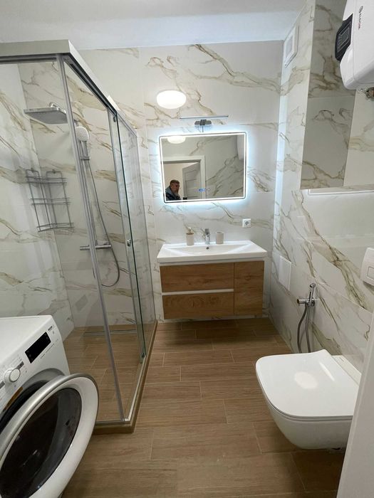 Продава се Двустаен апартамент в Варна, Цветен квартал - 74 кв.м за 3514 €/кв.м - Снимка #5