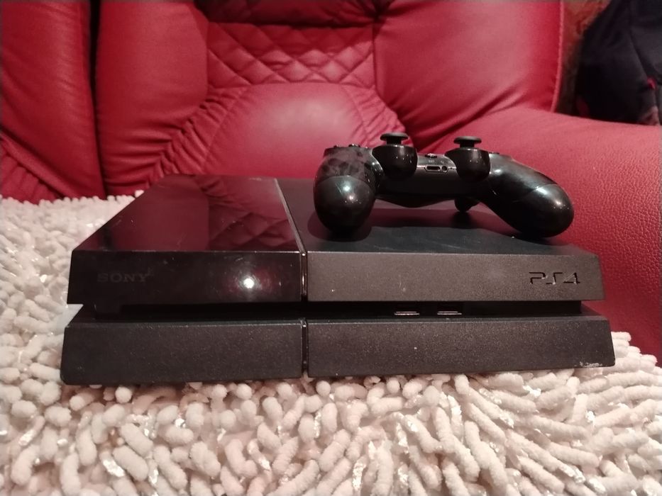PlayStation 4 slim
