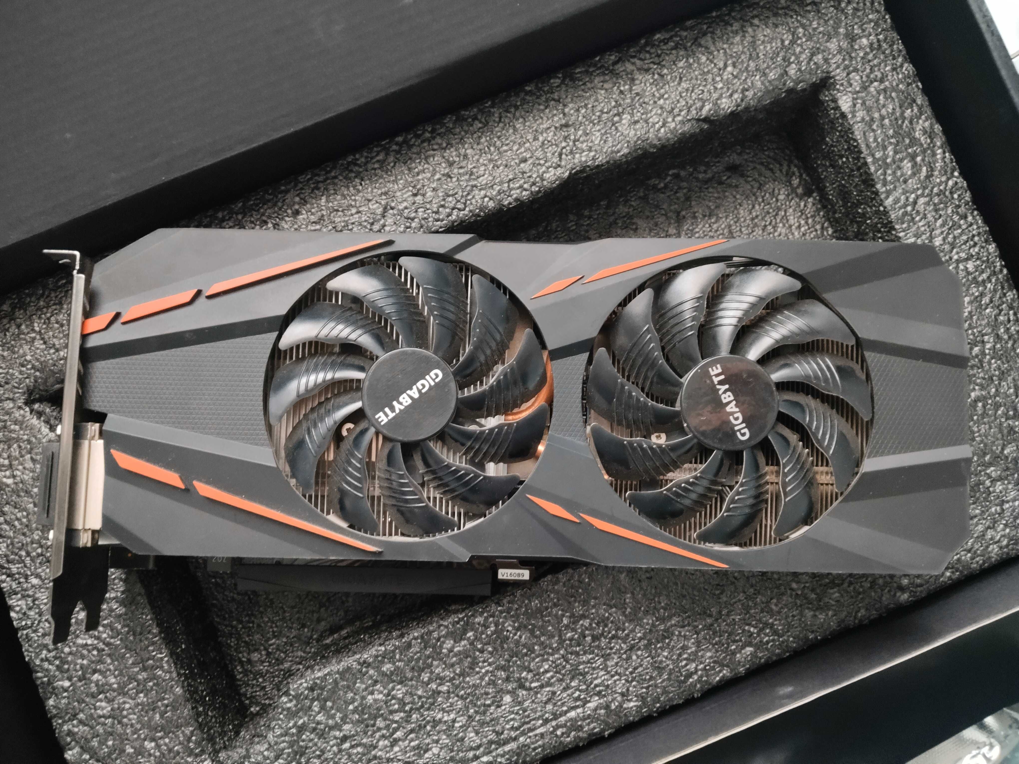 Videokarta Gigabyte GTX 1060 3GB, Lexar 8GB 2666 Sotiladi