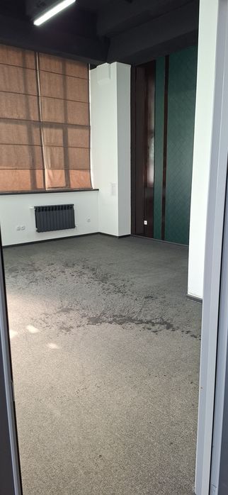 Отличное место для офисов и студии..