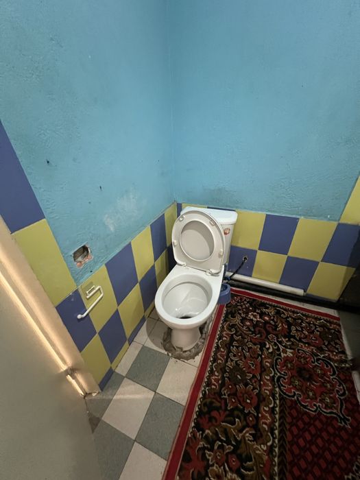 Срочно продаю 1комнатная квартира Юнусабад 18-кв. Галерейка 40м2