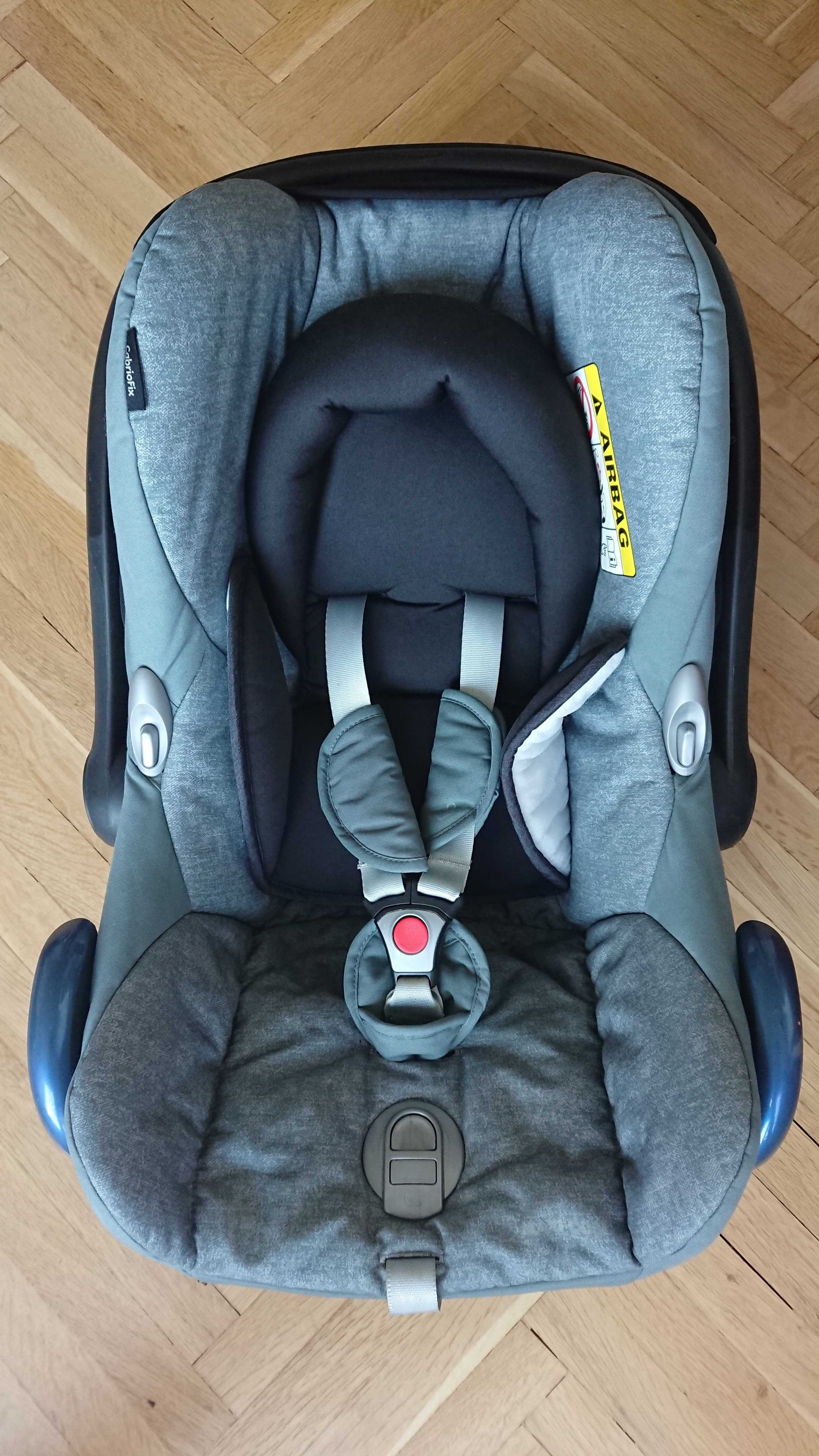 Детско бебешко столче Maxi Cosi Cabrio Fix 0-13кг