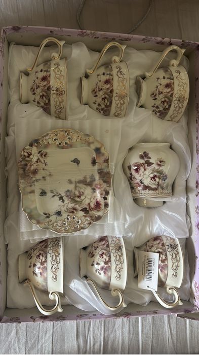 Set de cesti de cafea si zaharnita, calitate premium