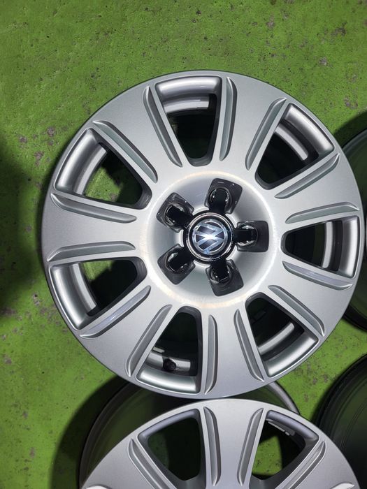 16 5x112 Vw Tiguan Passat Touran Caddy Skoda Audi Q3