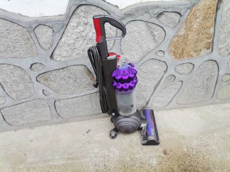 Прахосмукачка Dyson DC 50  / 700 W