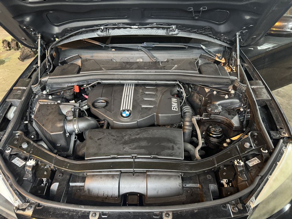 BMW X1 - 2.0 diesel 143cp - cutie automata - an fab 2011 - panoramic