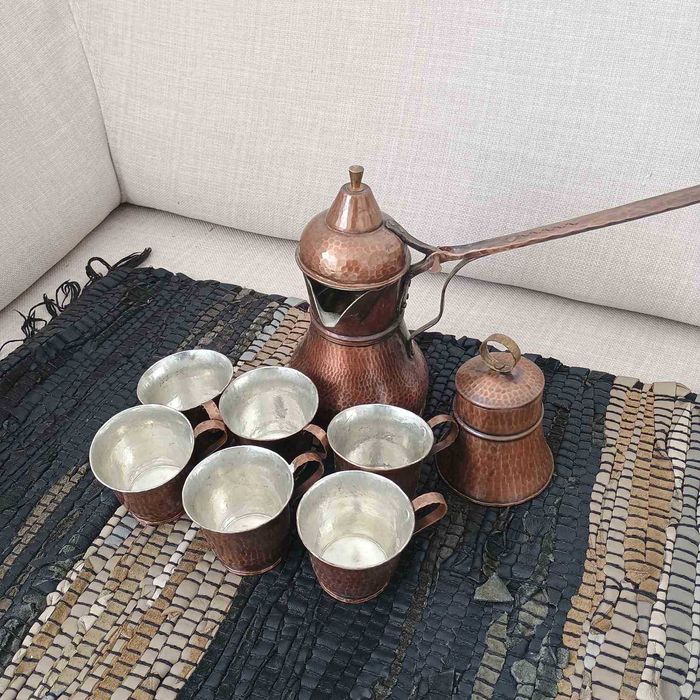 Сервиз за турско кафе от кована мед