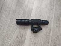 Vând lanterna pentru armă Fenix TA20