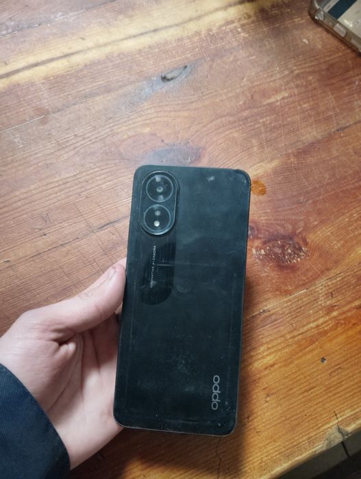Продам телефон Oppo A18