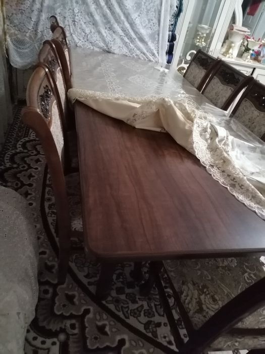 12 Столы стуль сотилади