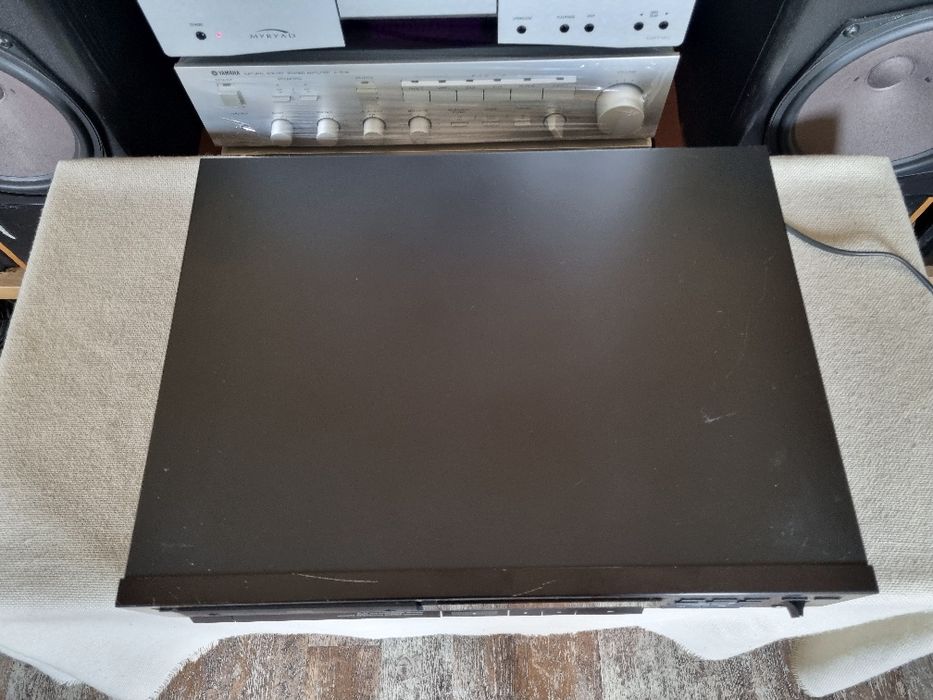 Cd Player Onkyo DX-6620. 16 Bit. Perfect functional.